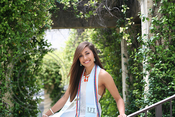 Senior portrait in Ivy