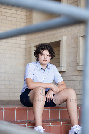 Alamo Heights HS at school steps